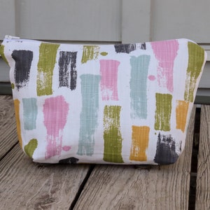 Make-up Bag-Grand-Pouch-Large Cosmetic Bag-Floral Bag-Monogrammed Bag-Monogram Make-up Bag-Zipper Bag-Travel Bag