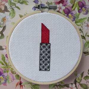 PATTERN: Cross Stitch Lipstick Instant Download
