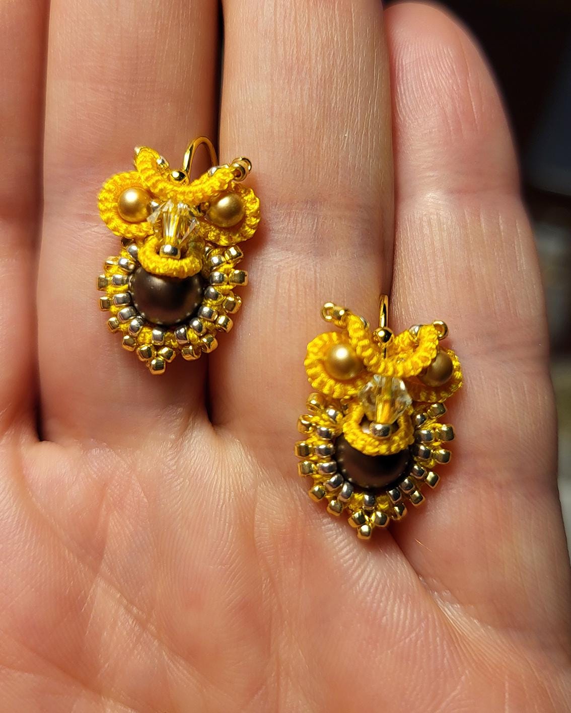 Pendientes búho dorados juveniles - Colección Nueva 2026
