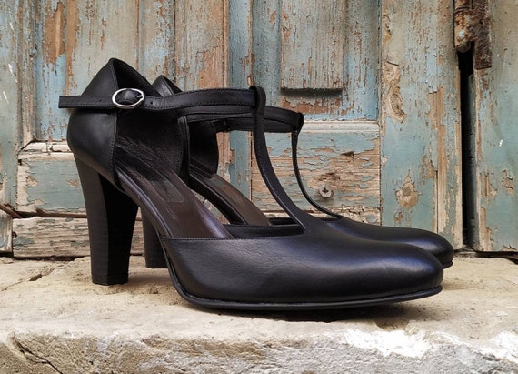 drikke Og så videre Hvornår Handmade Black Leather T Strap High Heel Shoes Mary Janes - Etsy