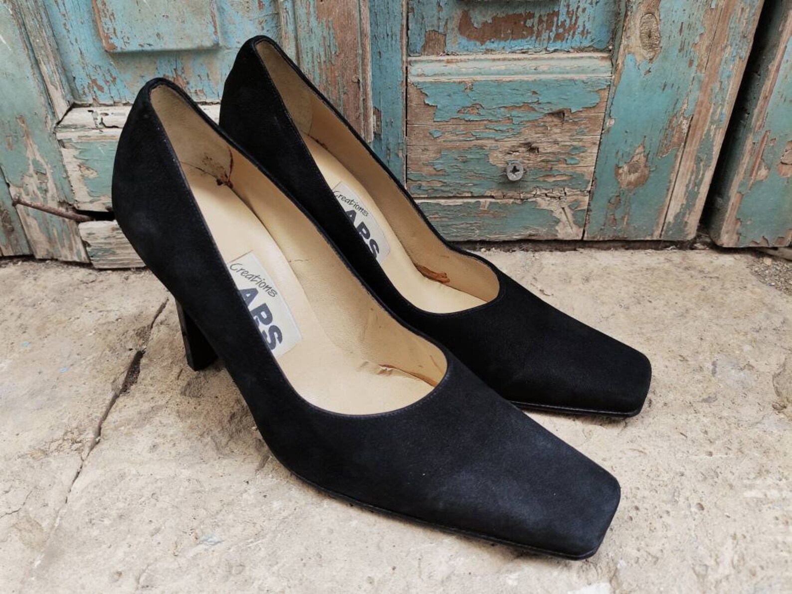 90s square heels