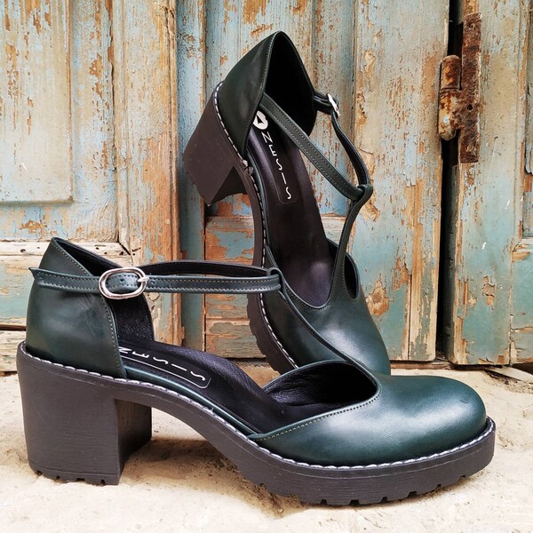 emerald green shoes