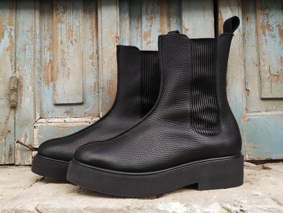Custom Black Leather Platform Chelsea Ankle Boots, Chunky Pull on Winter Boots, Wedge Combat Women's Booties