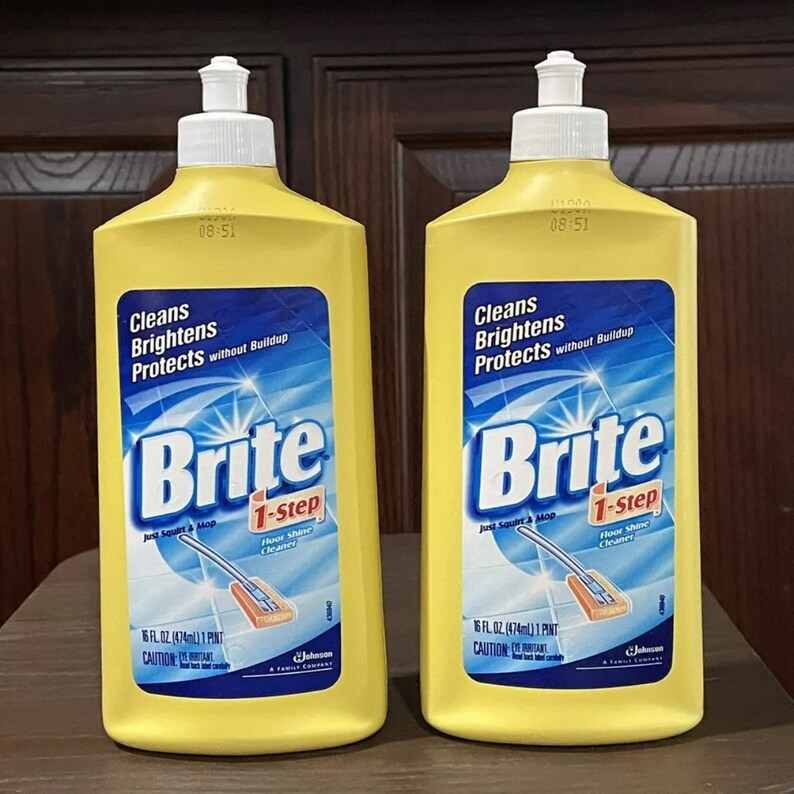 Vintage Brite Floor Shine 1 Step Cleaner 16 Fl Oz SC Johnson Lot of 2