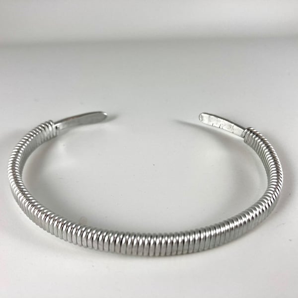 Hammered Wired Aluminum Bracelet Brutalism Boho Elegant Wire Jewelry Gothic Hippie Silver