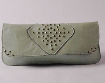 CELESTE/Pale Green Clutch