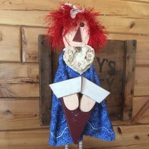 Annie, Raggedy  Ann ,Valentines Day decoration, Valentines day gift, vintage valentines day decor, primitive valentines day decor