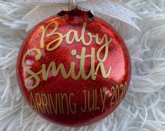 Baby announcement // surprise // pregnancy // motherhood // Personalized Ornament // Glitter ornament // Christmas // personalized