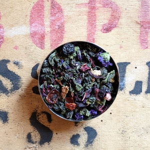 Blueberry Oolong Loose Leaf Fruit Tea - Handmade - Unusual - Tea Gift