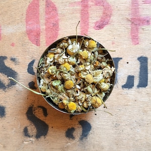 Chamomile Loose Leaf Herbal Tea - Floral Tea - Chamomile Flowers - Caffeine Free - Tea Gift
