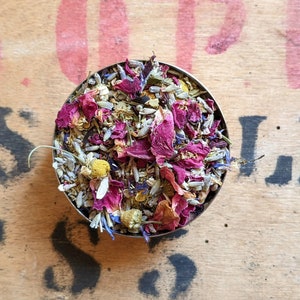 Crown Chakra Leaf Loose Leaf Herbal Tea - Caffeine Free - Tea Gift