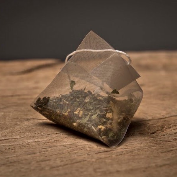 Sachets de thé pyramide à la menthe - Sans caféine - Thé à la menthe poivrée - Menthe poivrée et réglisse - Fait à la main - Cadeau de thé