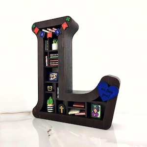 Estantería con inicial en miniatura, regalo personalizado para amantes de la lectura, decoración para rincón de lectura, regalo literario para escritores, biblioteca en casa, Bookstagram, álbum de fotos