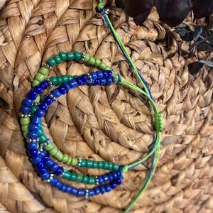 Juego de pulseras de cuentas para el día del juego: joyería apilable para fanáticos