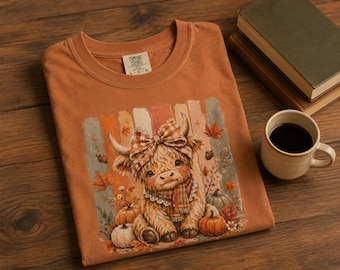 Autumn Highland Cow T-Shirt | Cute Cow, Pumpkins, Fall Leaves