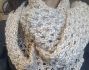 Womens  Chunky Crochet Infinity Scarf