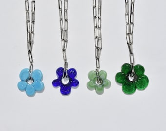 Silver necklace with flower glass pendant *Mariella | VRNQ