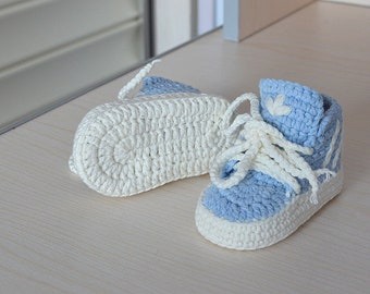 adidas baby booties