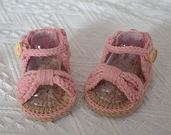 Personalized Bowknot Baby Girl Sandals - Baby Shower Gift, Baby First Birthday Gift. Crochet Baby Sandals, Crochet Sandals Baby Girls