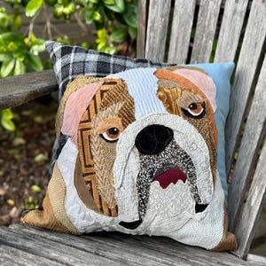 Bulldog Throw Pillow Cover | Pet Animal Lover Dog Pillowcase for Home Décor | Decorative French English Bulldog Pillow Cover