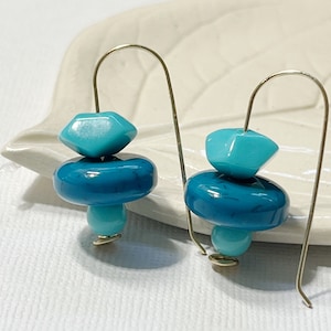 Vintage Lucite Turquoise color Gold Stack earrings- Fun Chunky Colorful Blue Green Stack- Boutique style Jewelry- Cool Accessories