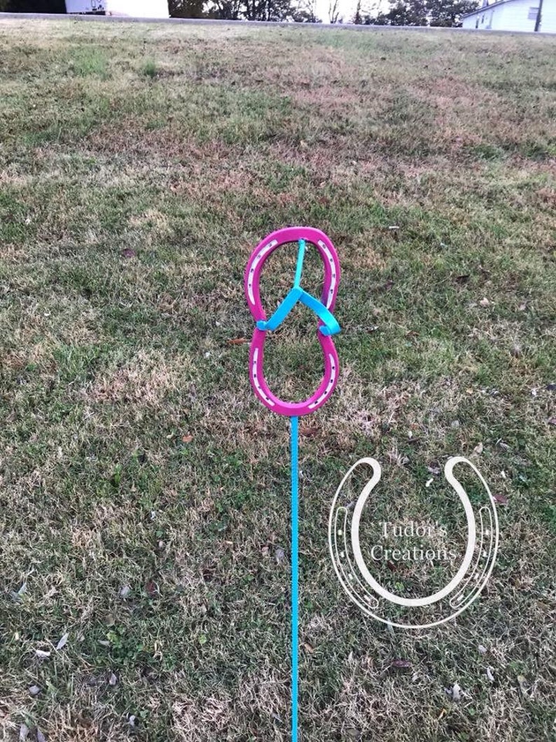 Horseshoe Flip Flop Yard Stake Horseshoe Decor Horseshoe Art Etsy