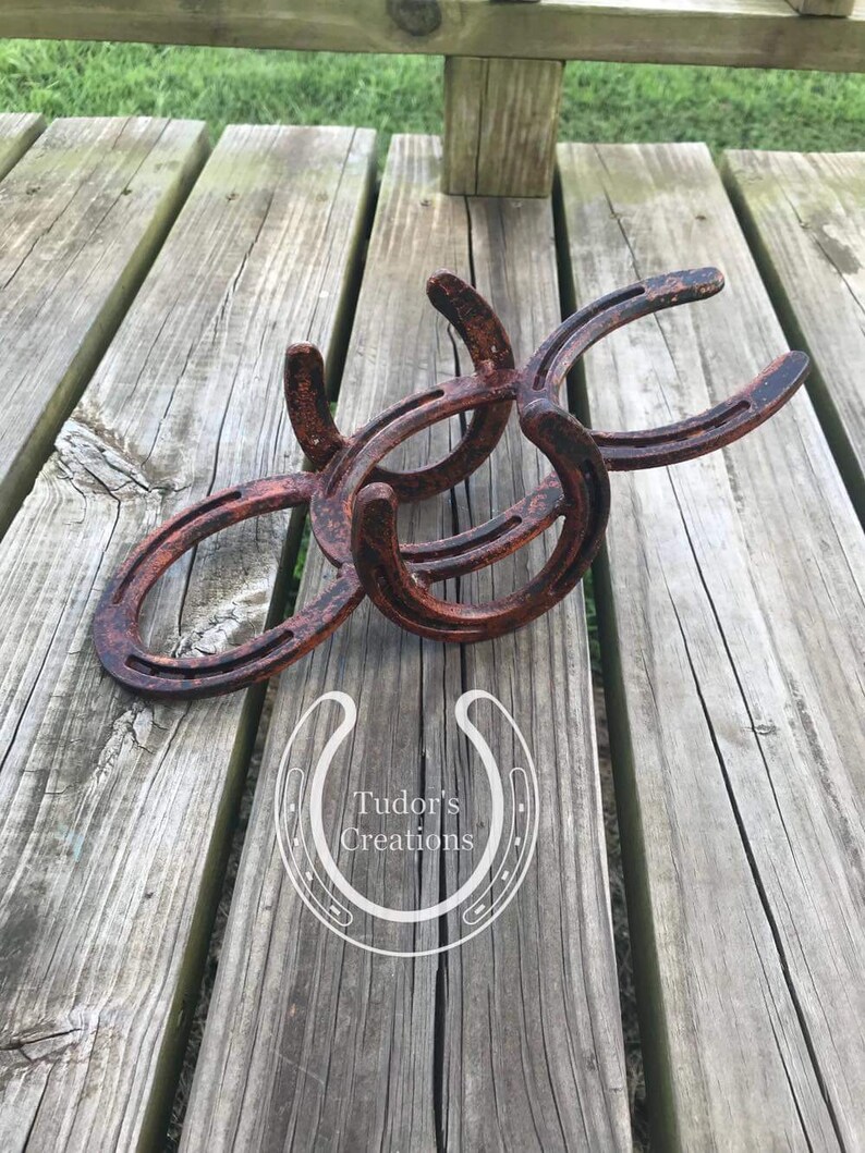 horseshoe boot puller