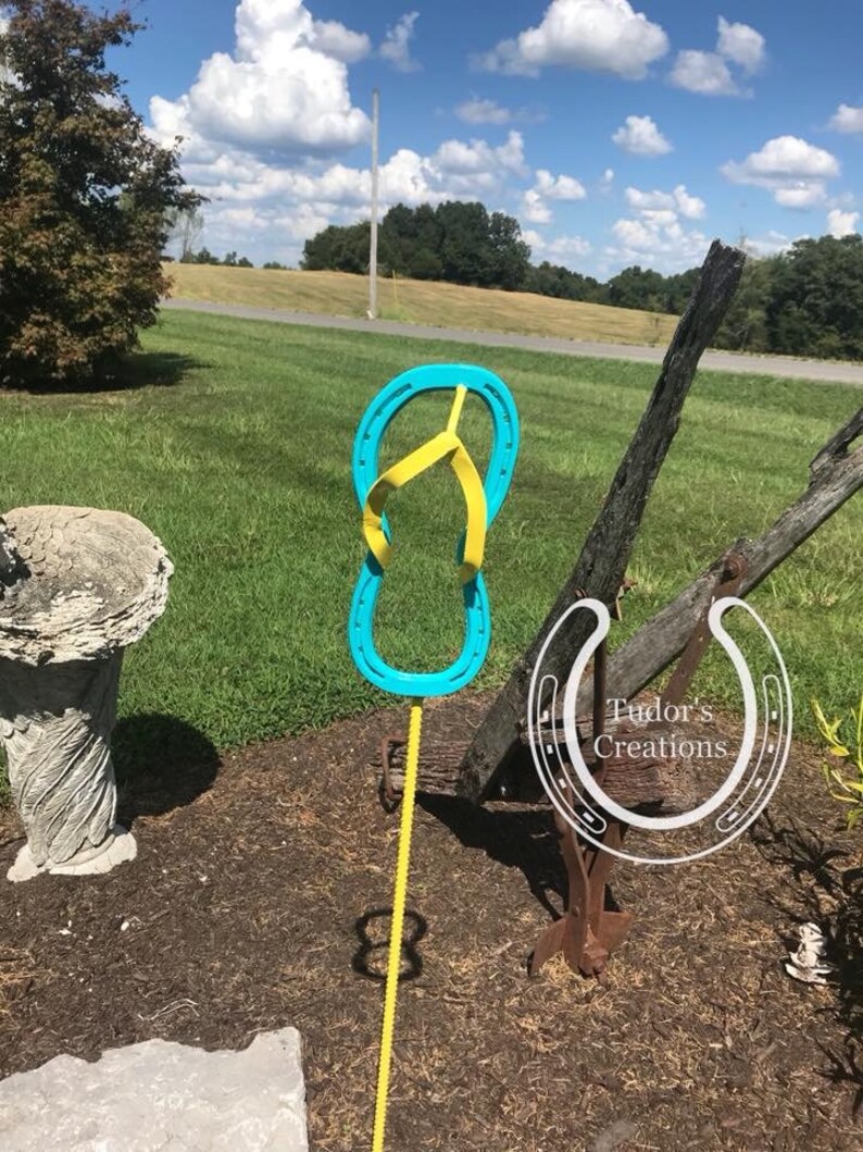 Horseshoe Flip Flop Yard Stake Horseshoe Decor Horseshoe Art Etsy
