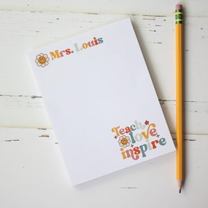 Retro Notepad, Personalized Teacher Gift, Teacher Christmas Appreciation Gift, Personal Stationery, Style: Groovy Daisy