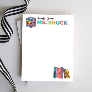 Book Lover Notepad, Personalized Teacher Gift, Teacher Christmas Appreciation Gift, Librarian Gift, Style: Book Stack