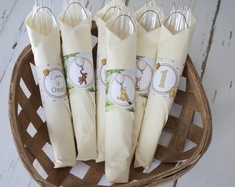 Ensembles de couverts pour l'anniversaire de Winnie l'ourson, Ensembles de couverts pour le premier anniversaire de l'ourson, Rouleaux de serviette de table, Étiquettes pour couverts, Lots d'argenterie