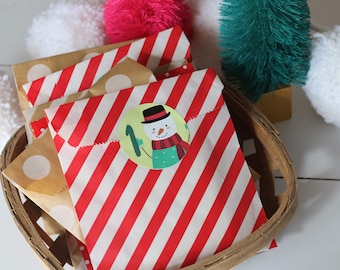 Advent Calendar, Countdown to Christmas, Advent Bags + Stickers, Advent Calendar Kit, Advent Countdown for Kids, Style: Christmas Fun