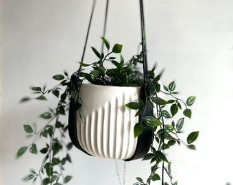 Hanging leather plant holder, large size, a lovely house warming gift.