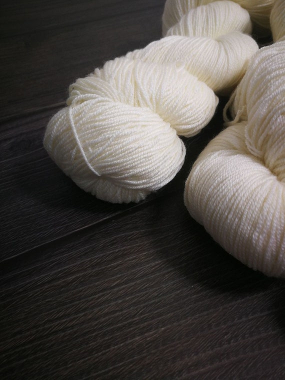 1kg Sock Blank Bare Undyed Yarn 75 Superwash Merino+25 Nylon Yarn Base