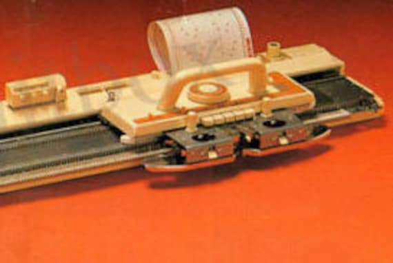 KH860 4.5mm 5.6 Gauge Punch Card Knitting Machine Same as Brother