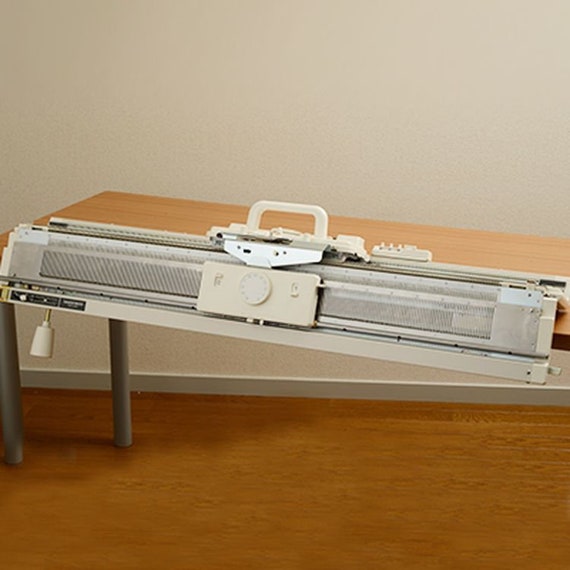 Silver Reed SK840 Knitting Machine