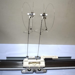 SINGER / SILVER REED SA3P Chunky Gauge Lochkartenstrickmaschine