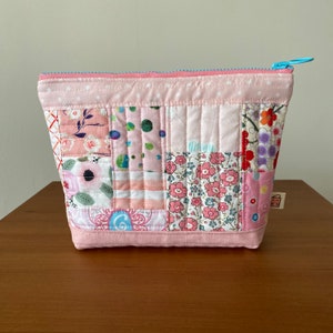 Small patchwork zipper pouch cotton crochet notions  quilted cosmetics   8.5” x 6.5” x 6” x 2”  *Scrappy pink*