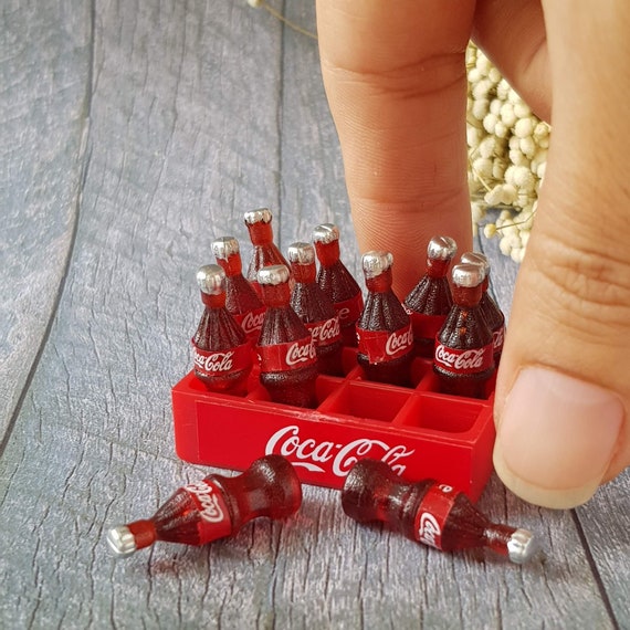 1:12 SCALA Coca Cola Cooler box con 6 bottiglie e ghiaccio casa delle bambole COKE