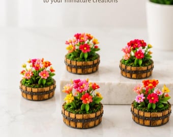 Miniatuur bloemenmand: sprookjesachtig botanische poppenhuisdecoratie (set van 4)
