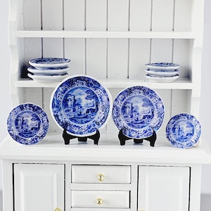 Vintage Blue Willow Miniature Plates: Dollhouse Kitchen Decor