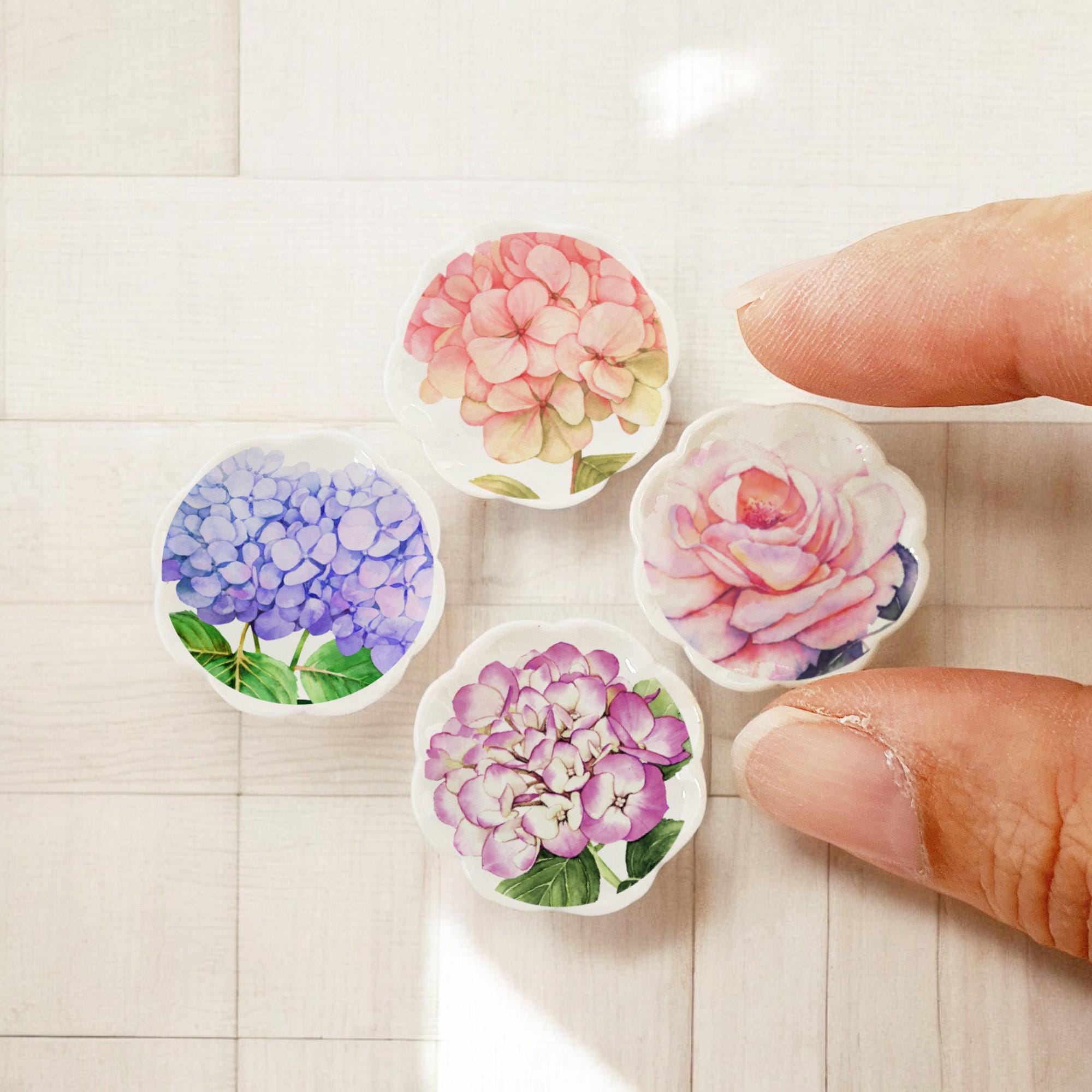 ミニチュア花柄陶器プレート：ドールハウスキッチンデコレーション（4 