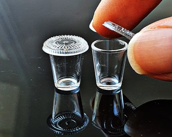Tazas de café transparentes en miniatura con tapa: artículos para casa de muñecas, accesorios para minicafetería