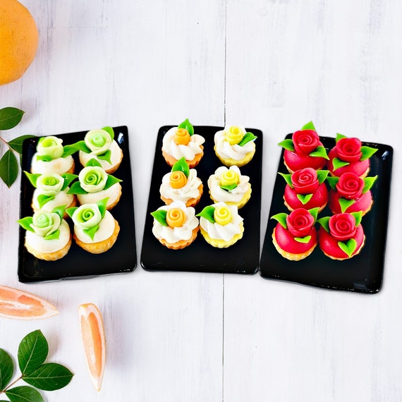 Miniature Cupcake Set: Handmade Polymer Clay Dollhouse Bakery