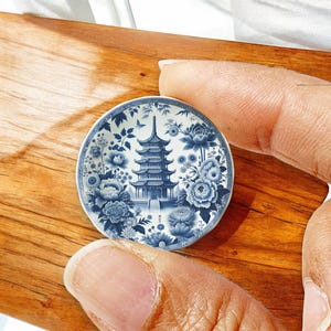 Small Delft Plates with Dragon, Peacock & Pagoda Designs – Perfect for Collectors