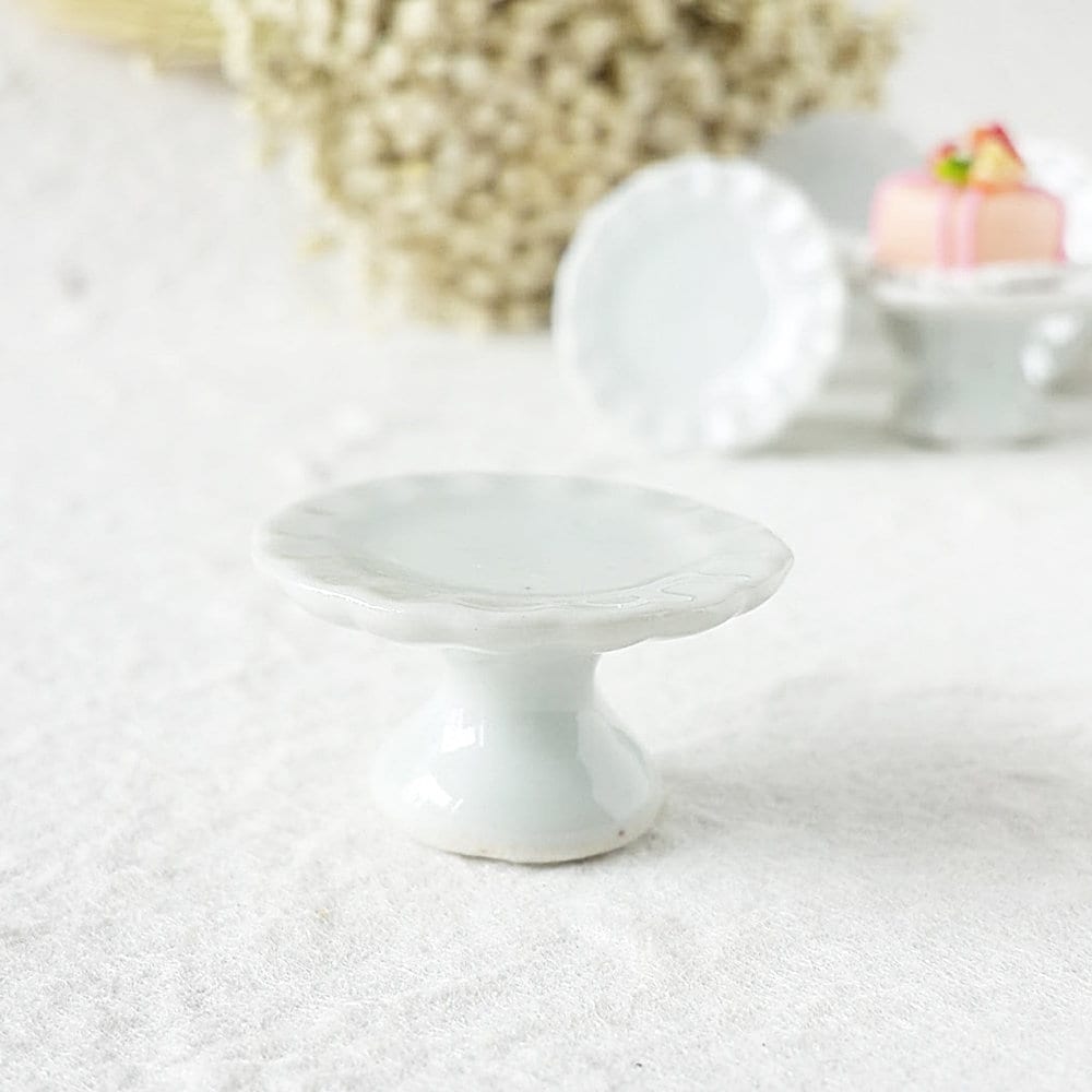 White Ceramic Cake Stand Display Dollhouse Miniatures Supply Deco 3.80 cm 