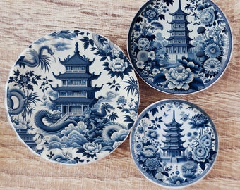 Blue and White Vintage Miniature Ceramic Plates : Dollhouse Wall Plates Kitchen Decor