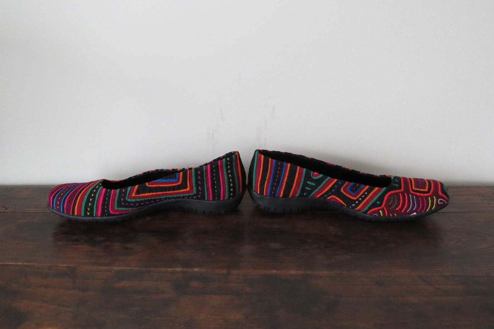 womens ballet flats size 40, womens slip on, mola shoes, mola flats, ballet flats, vegan shoes, handmade shoes, colourful shoes womens ballet flats size 40, womens slip on, mola shoes, mola flats, ballet flats, vegan shoes, handmade shoes, colourful shoes