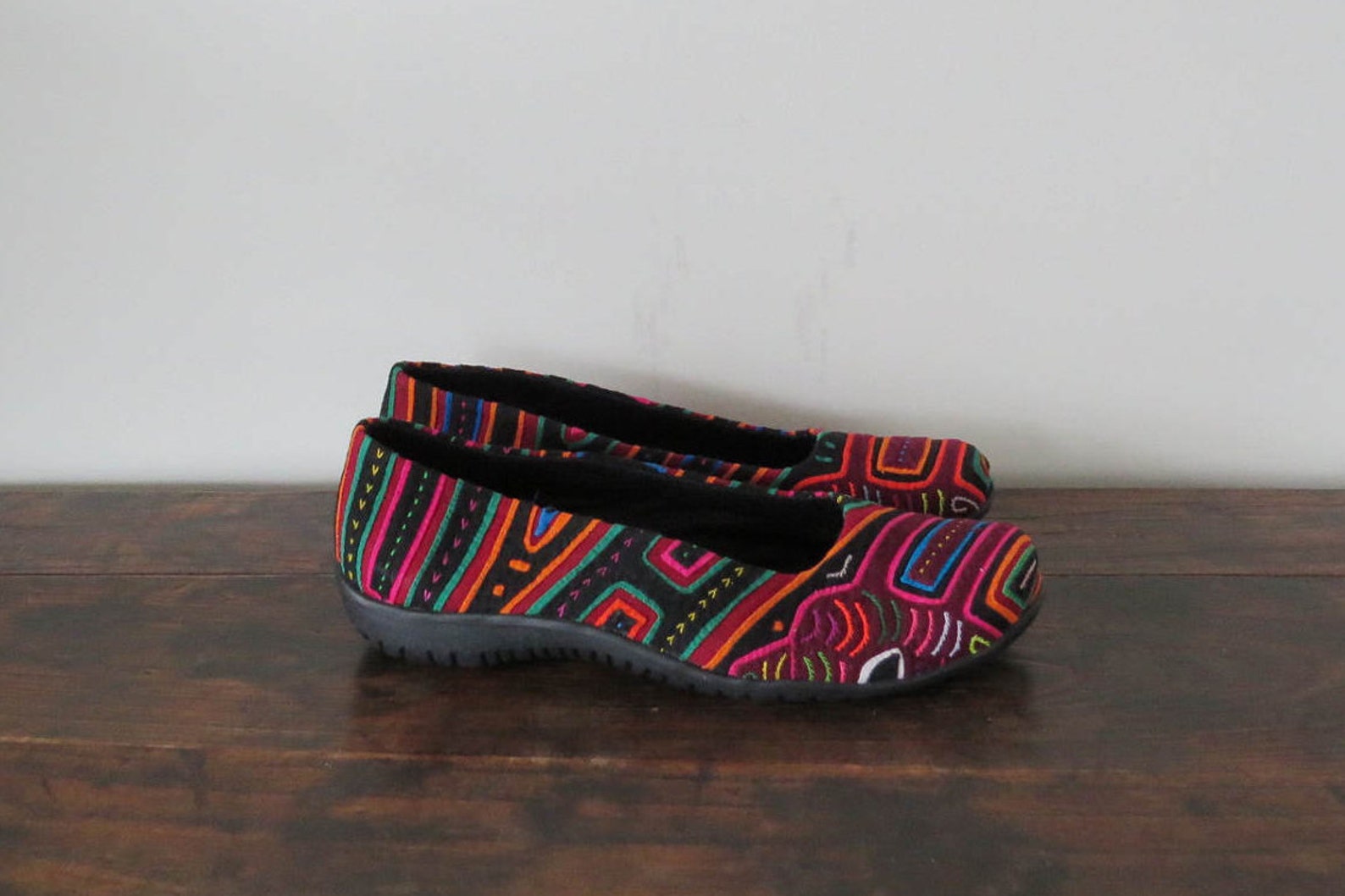 womens ballet flats size 40, womens slip on, mola shoes, mola flats, ballet flats, vegan shoes, handmade shoes, colourful shoes womens ballet flats size 40, womens slip on, mola shoes, mola flats, ballet flats, vegan shoes, handmade shoes, colourful shoes