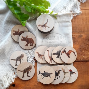 Jogo da memória, Jogo de dinossauro, Jogo da memória, Presente de dinossauro, Atividades para crianças, Jogos educativos, Ideias de presentes para crianças, Brinquedos Montessori